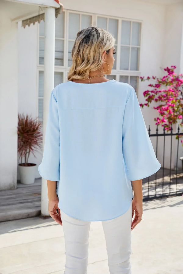 Blusa Elegante con Cuello en V